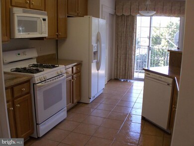 11906 Breton Ct unit 4B, Reston, VA 20191 - photo 6