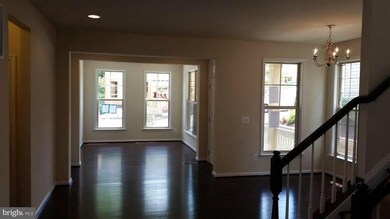 9052 Chynoweth St, Lorton, VA 22079 - photo 4