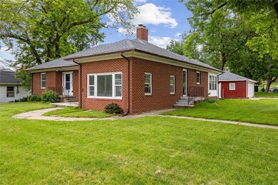 3120 Bever Ave SE, Cedar Rapids, IA 52403 - photo 2