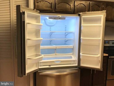 419 Avondale Dr, Sterling, VA 20164 - photo 6