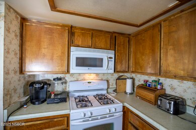 601 N Seventh St, Lompoc, CA 93436 - photo 6