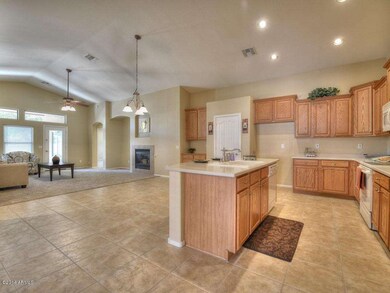 005_Family-Kitchen