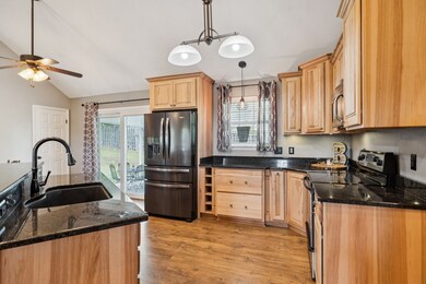 102 Steven Ct, Columbia, TN 38401 - photo 6