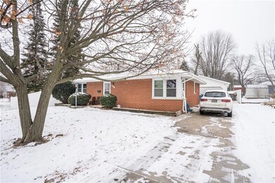 2951 E Tiffin Ave, Des Moines, IA 50317 - photo 3