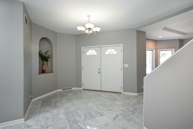 759 N Michigan St, Elmhurst, IL 60126 - photo 2