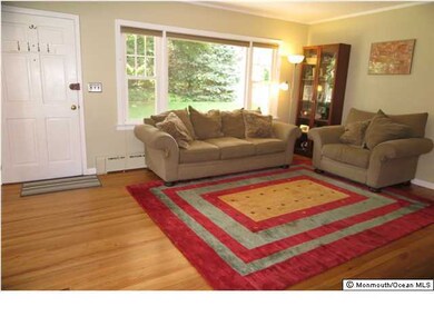 6 Hartshorne Place, Middletown, NJ 07748 - photo 3