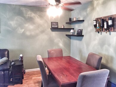 3910 Victory Blvd, Staten Island, NY 10314 - photo 5