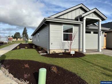 1802 SE Mulberry Ave, Dallas, OR 97338 - photo 2