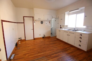 Kitchen V1