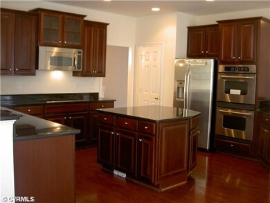 Kitchen - This awesome kitchen is a gathering plac