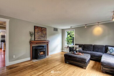 unlisted-address, Tukwila, WA 98168 - photo 2