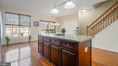 127 Fieldstone Ct, Frederick, MD 21702 - photo 7