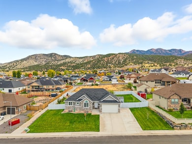 905 S 270 E, Nephi, UT 84648 - photo 3