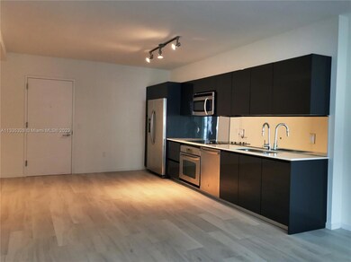 My Brickell unit 1906, Miami, FL 33131 - photo 2