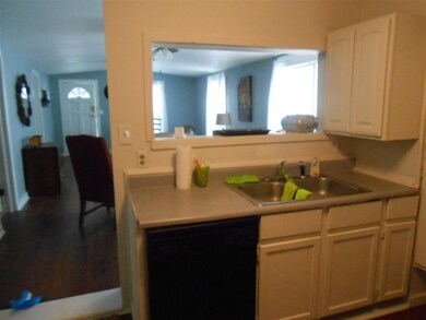 215 E 6th St, Cushing, OK 74023 - photo 3