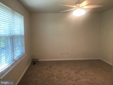 10 Maureen Way, Bear, DE 19701 - photo 4