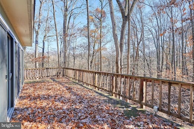 8415 Spicewood Ct, Annandale, VA 22003 - photo 7