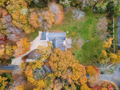 117 Locust Ln, Northport, NY 11768 - photo 7