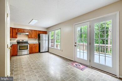 2707 Quarry Heights Way, Baltimore, MD 21209 - photo 4