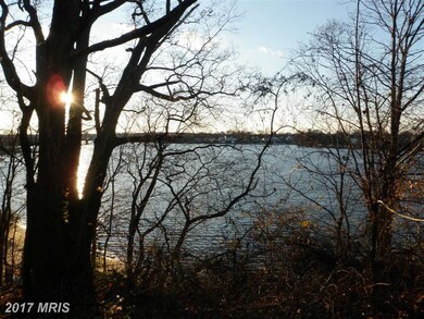 8404 Echo Dr, Pasadena, MD 21122 - photo 5