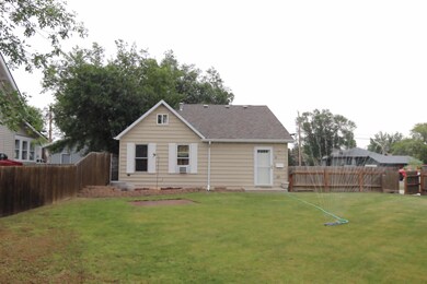 Front of Home<|><|>