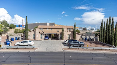 10762 Vista Del Sol Dr unit A-D, El Paso, TX 79935 - photo 2