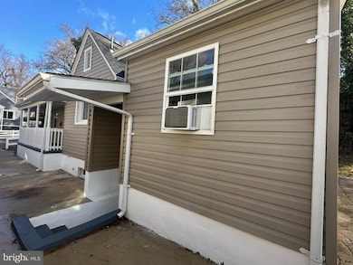 5319 Cumberland St, Capitol Heights, MD 20743 - photo 5