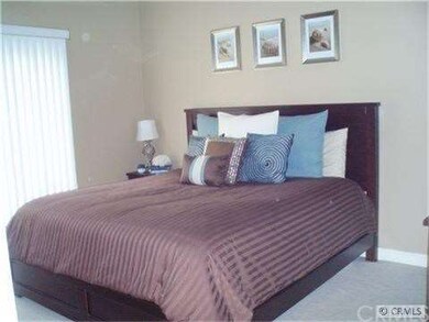 Another bedroom picture