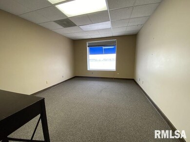 1225 E River Dr unit 310, Davenport, IA 52803 - photo 6
