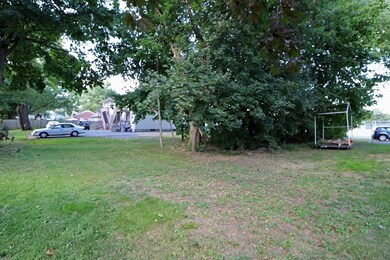 184 Howard St, Ludlow, MA 01056 - photo 4