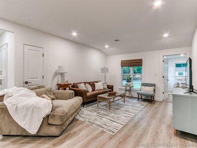 524 N Ash Ave, Broken Arrow, OK 74012 - photo 5