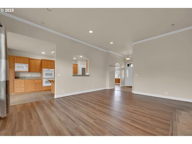 6745 Jacob Ln, Springfield, OR 97478 - photo 7