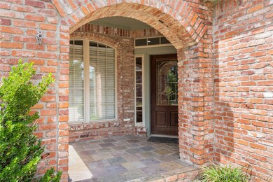 Covered entry with slate tile