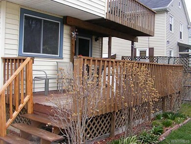 399 Stanley St, North Tonawanda, NY 14120 - photo 2