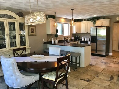 12 Angus Dr, Cumberland, RI 02864 - photo 2