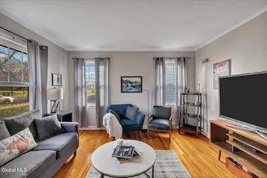 1157 Mcclellan St, Schenectady, NY 12309 - photo 7