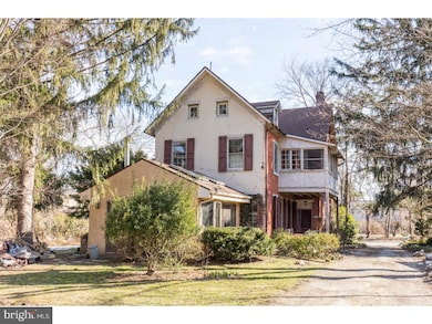 315 N Providence Rd, Wallingford, PA 19086 - photo 2