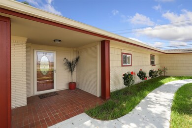 904 Horace Mann Ave, Rosenberg, TX 77471 - photo 3