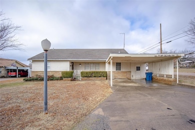 421 N Creek Ave, Drumright, OK 74030 - photo 3