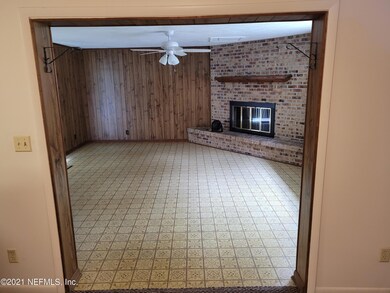 5028 Mcmanus Dr, Jacksonville, FL 32210 - photo 4