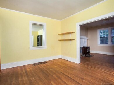 Dining Room - Living room on Rt