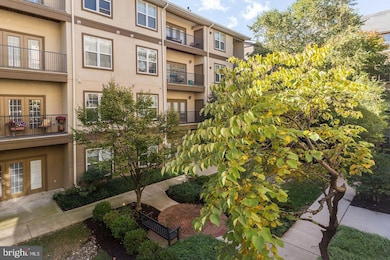 White Flint Station unit 1206, Rockville, MD 20852 - photo 5