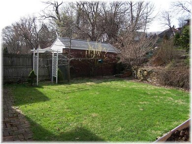 Yard/Garden.