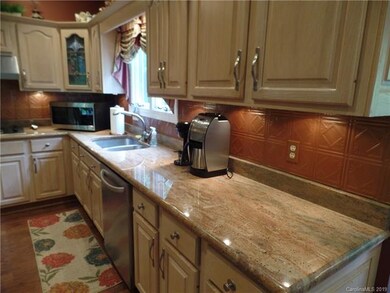 Kitchen Counter & sink