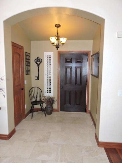 1025 W Starward Ct, Gilbert, AZ 85233 - photo 3