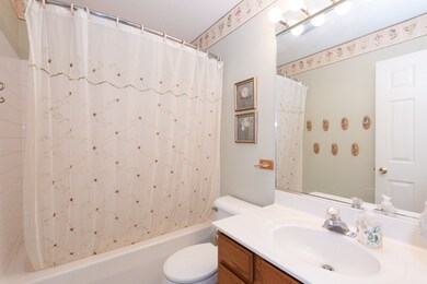 2403 Pine Crest Ct, Spring Grove, IL 60081 - photo 6