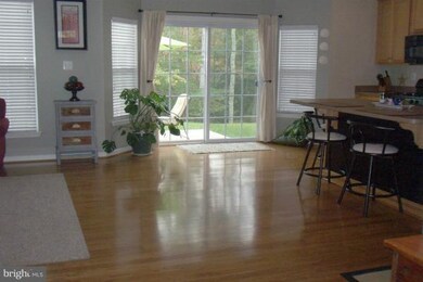 44052 Delphinium Dr, California, MD 20619 - photo 6