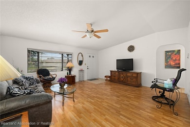 3902 Sunbird Cir, Sebring, FL 33872 - photo 4