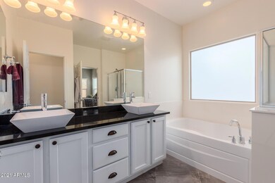 Sheridan Mstr Bath