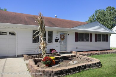 38 Buttonwood Place, Hazlet, NJ 07730 - photo 2